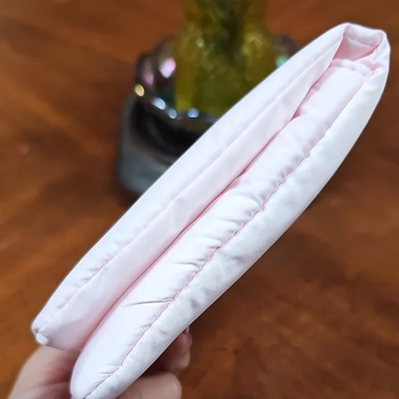 Dior Soft Pink make up pouch with Silver Logo - Picture 7 of 7